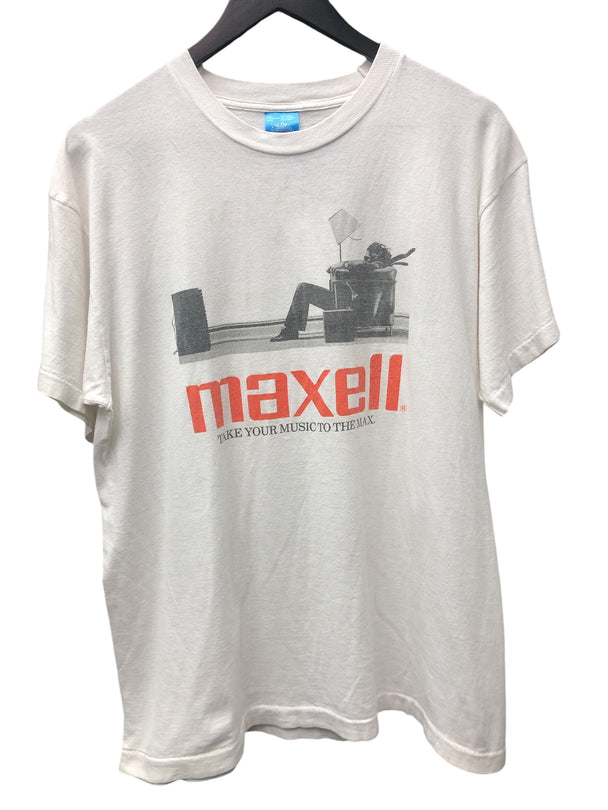 Maxell. Take Your Music To The Max